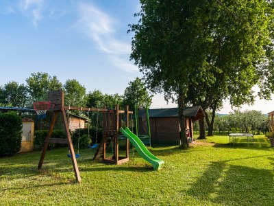 Cottage Tuscan Mansion getaway - Outdoor photo 16
