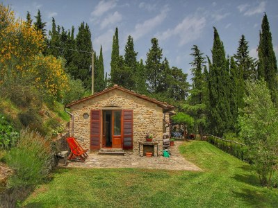 Holiday house Detached cottage with pool in Chiassa Superiore - Holiday house