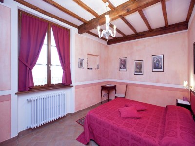 Holiday house Cottage in Tuscany with Pool & Olive Groves - Features photo 30