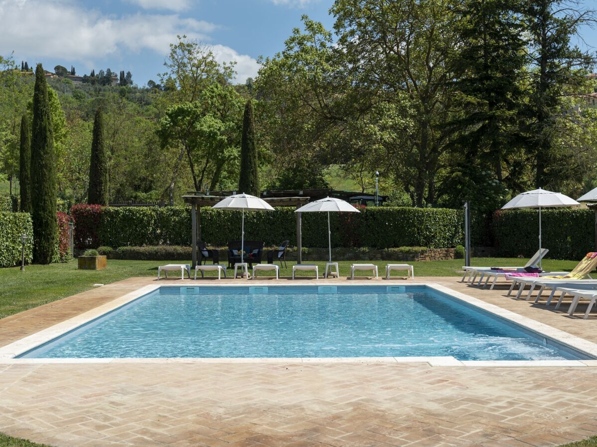Holiday house Rustic Retreat with  Pool