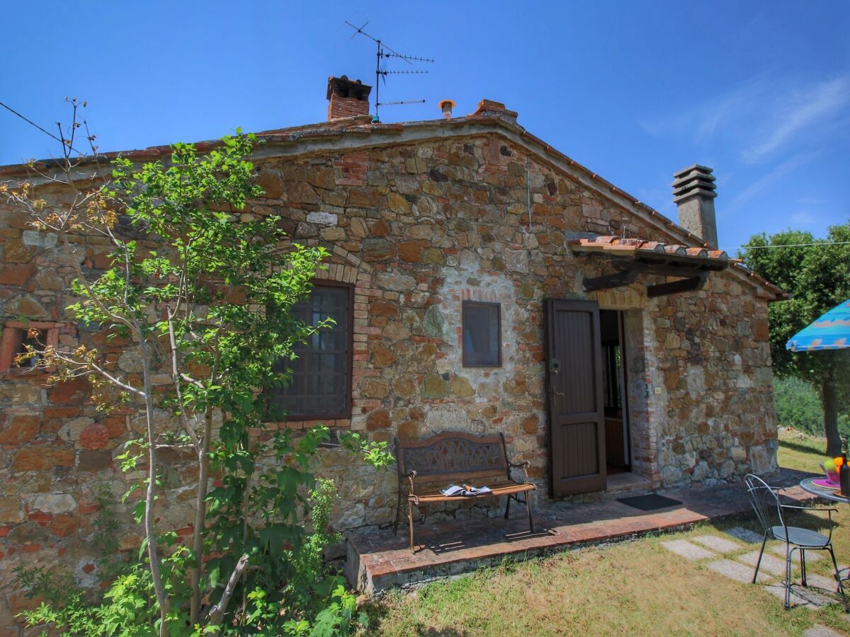 Farmhouse Agriturismo con giardino privato