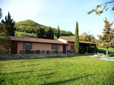 Holiday house Elegant Tuscan Holiday Home - Outdoor photo 5