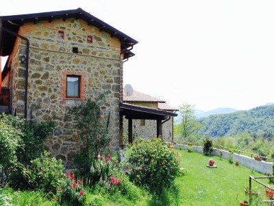Holiday house Holiday Home in Tuscany with Natural Pond - Outdoor photo 9