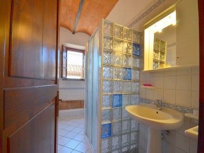 Farmhouse Agriturismo in Tuscany with Pool and Wine Tasting - Features photo 20