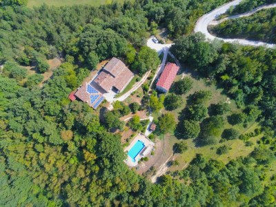 Holiday house Hütte in Marche mit Pool und Waldblick - Outdoor photo 17