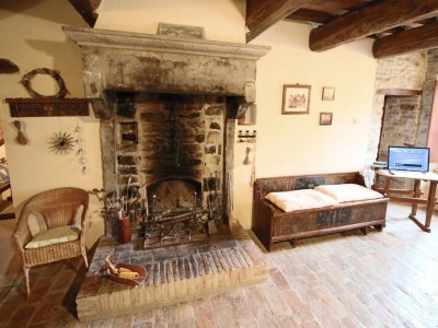 Farmhouse Farmhouse in Apecchio with Pool and Terrace - Features photo 14