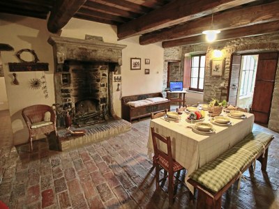 Farmhouse Farmhouse in Apecchio with Pool and Terrace - Features photo 26