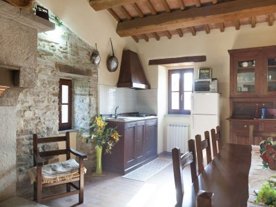 Farmhouse Farmhouse in Apecchio with Pool & Spa - Features photo 30