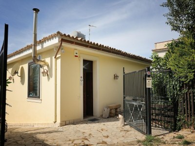 Holiday house Ferienhaus in Lido di Noto am Strand - Outdoor photo 2