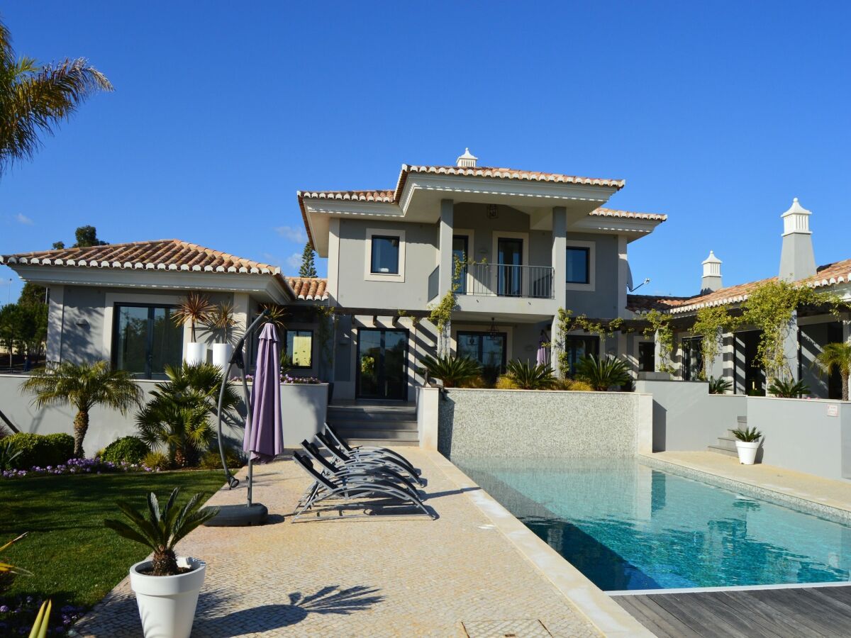 Villa Modern villa with swimming pool near Carvoeiro
