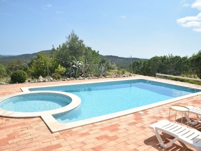 Cottage Lebhaftes Landhaus mit Gemeinschaftspool - Outdoor photo 2