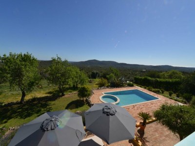 Cottage Lebhaftes Landhaus mit Gemeinschaftspool - Outdoor photo 6