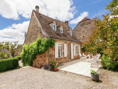 Holiday house Peaceful Stay with Pool in Black Périgord - Holiday house