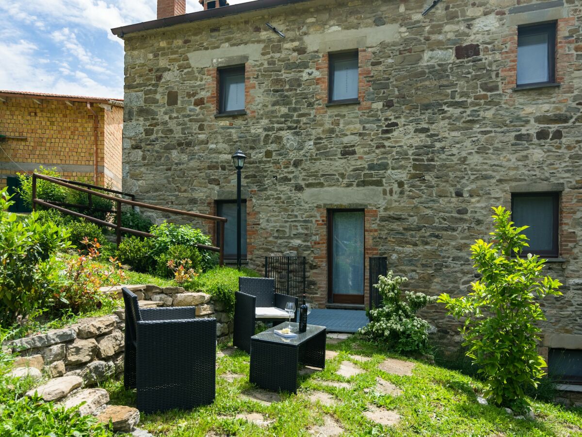 Farmhouse Hübsches Bauernhaus mit Pool