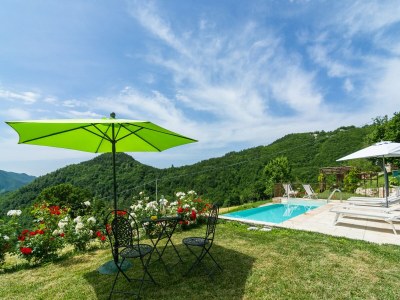 Farmhouse Tranquil Farmhouse in Sestino - Outdoor photo 9