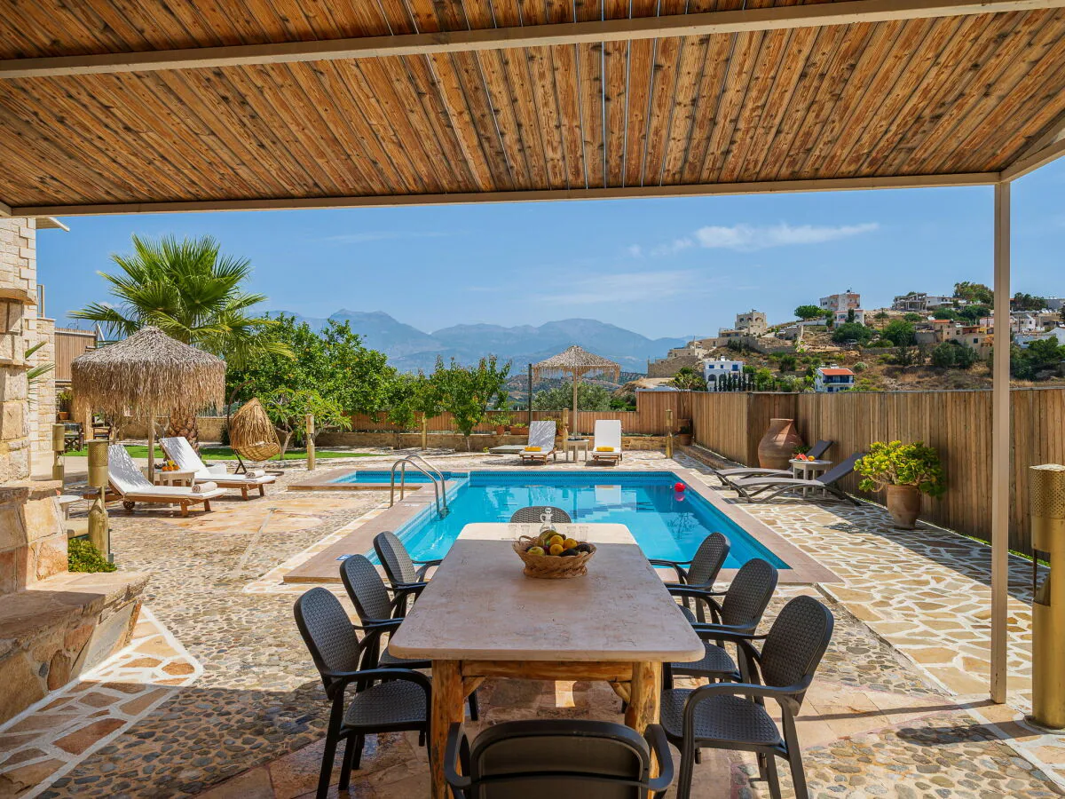 Villa Nikolaos Anesis Family