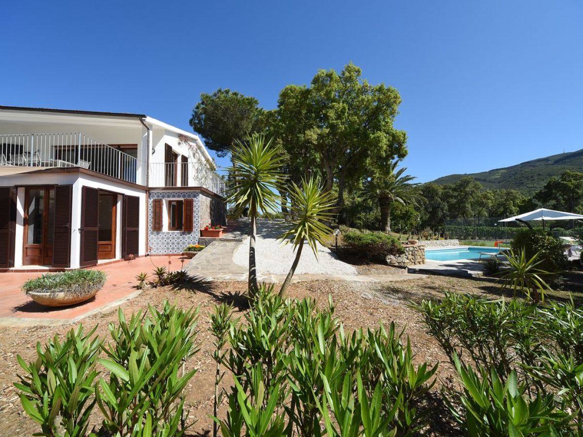 Villa Marina | Capoliveri - Outdoor photo 2