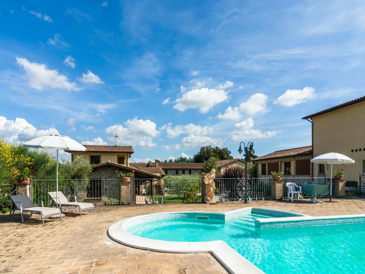 Cottage Villa in Perugia mit Pool und Hügelblick - Outdoor photo 3