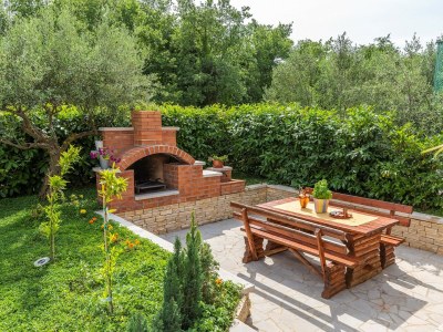 Apartment Visnjan No.3 - Outdoor photo 6