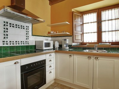 Cottage Mansion with Pool & Terrace - Features photo 23