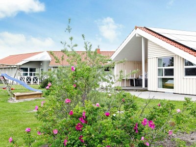 Holiday house 12 person holiday home in Otterndorf - Outdoor photo 5