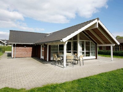 Holiday house 8 person holiday home in Juelsminde-By Traum - Holiday house