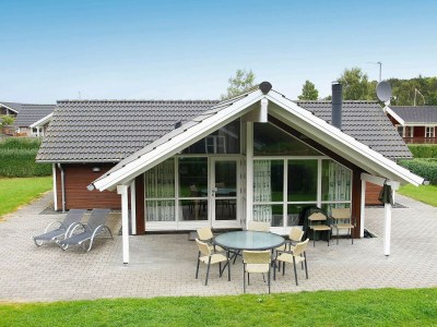 Holiday house 8 person holiday home in Juelsminde-By Traum - Outdoor photo 3