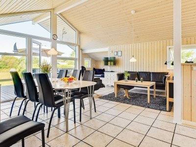 Holiday house Stilvolles Strandhaus -- By Traum Ferienwohnungen - Outdoor photo 31