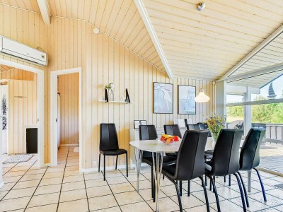 Holiday house Stilvolles Strandhaus -- By Traum Ferienwohnungen - Outdoor photo 36