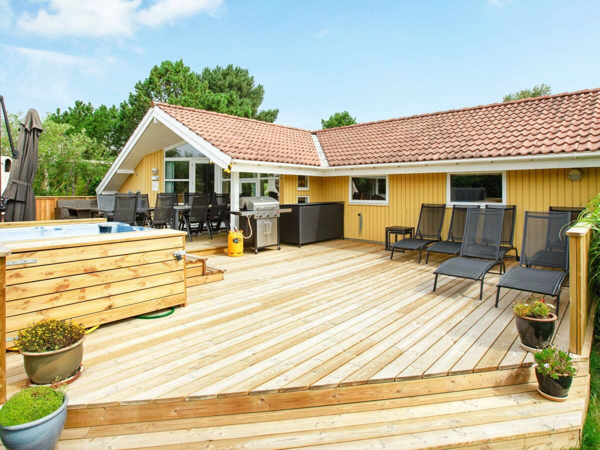 Holiday house 10 person holiday home in Væggerløse-By Traum
