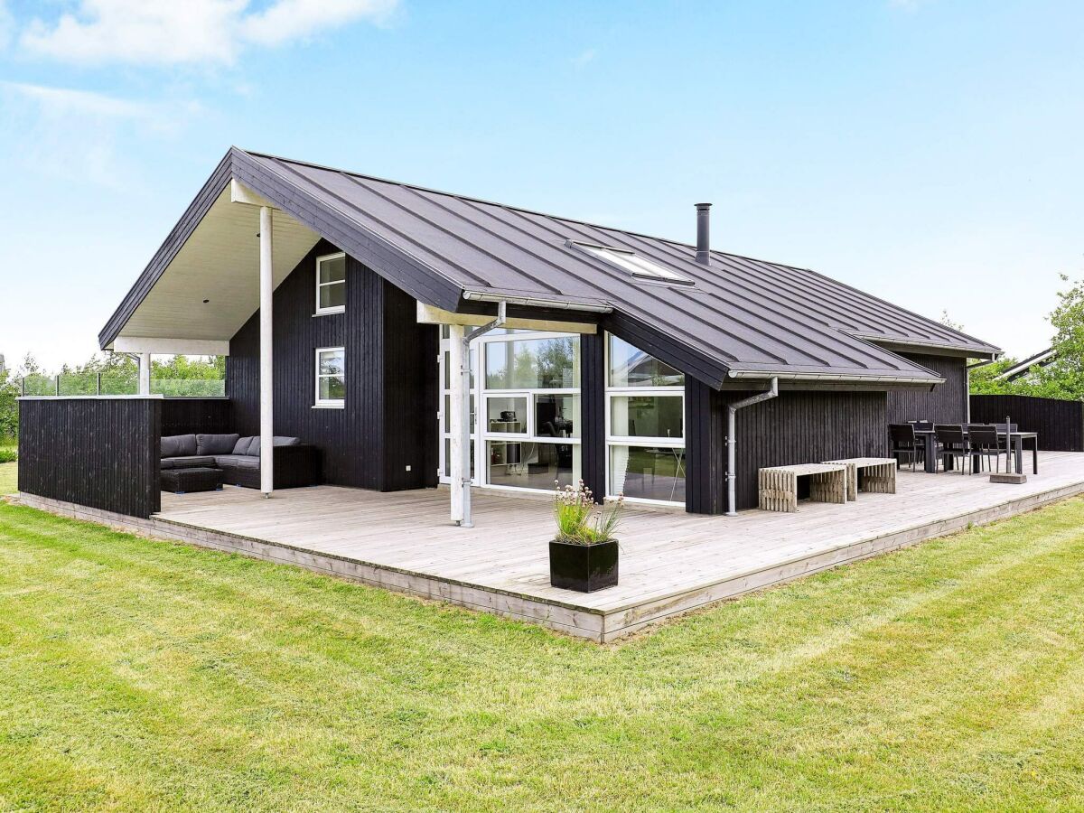 Holiday house 8 person holiday home in Brovst-By Traum