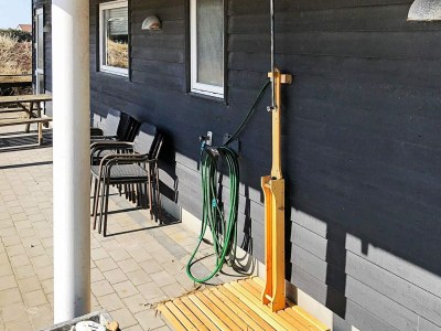 Holiday house Luxury Pool Retreat by Sea - By Traum Ferienwohnungen - Outdoor photo 5