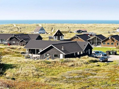 Holiday house Luxury Pool Retreat by Sea - By Traum Ferienwohnungen - Outdoor photo 6