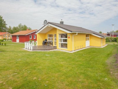 Holiday house 6 person holiday home in GROEMITZ - Outdoor photo 4