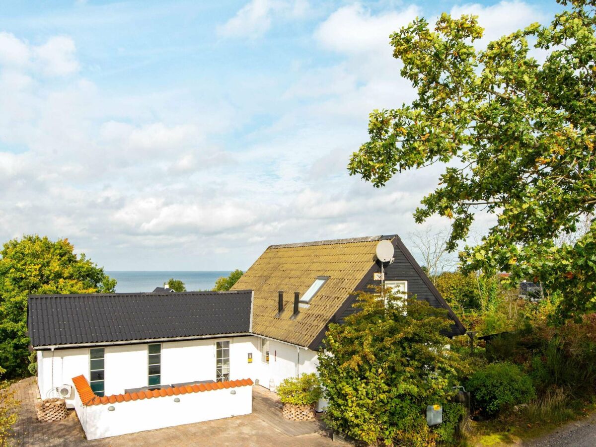Holiday house 10 person holiday home in Allingåbro-By Traum