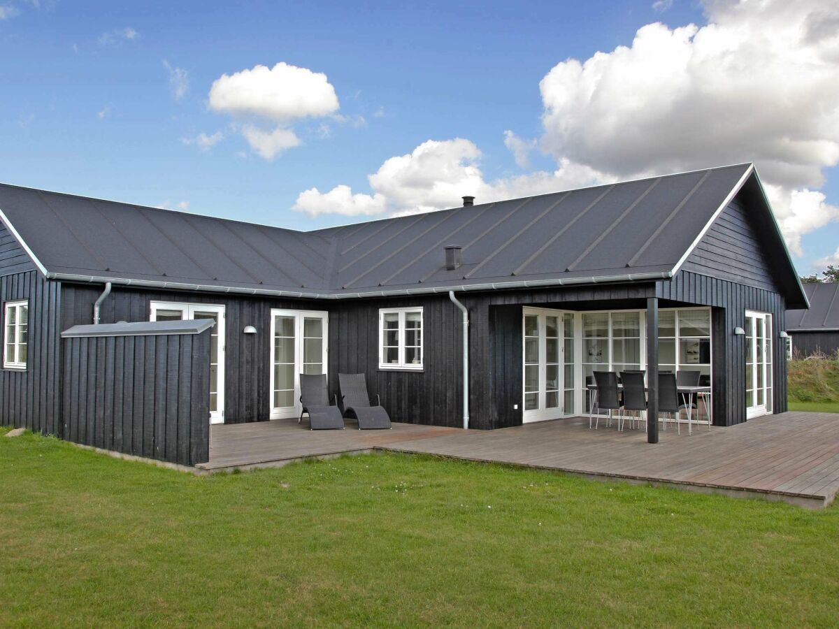 Holiday house 8 Personen Ferienhaus in Nysted - Outdoor photo 2