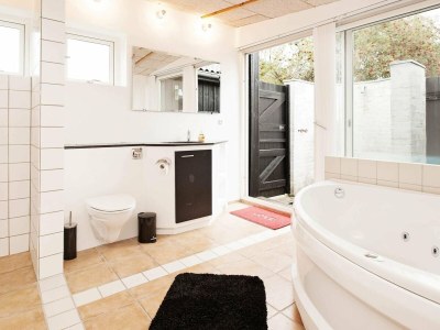 Holiday house 6 person holiday home in Dronningmølle-By Traum - Outdoor photo 21