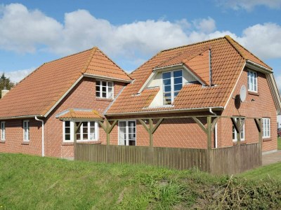 Holiday house Meeresflucht in Ho -- By Traum Ferienwohnungen - Outdoor photo 3