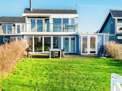 Holiday house Luxurioses Spa-Retreat am Fjord -- By Traum Ferienwohnungen - Holiday house