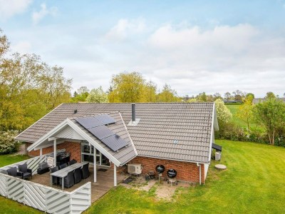 Holiday house Luxus-Ruckzug mit Pool -- By Traum Ferienwohnungen - Holiday house
