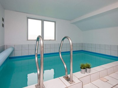 Holiday house Luxus-Ruckzug mit Pool -- By Traum Ferienwohnungen - Outdoor photo 2