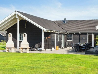 Holiday house Luxus-Poolvilla Marielyst -- By Traum Ferienwohnungen - Outdoor photo 29