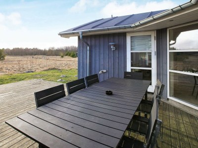 Holiday house Luxus-Ruckzug in Bratten -- By Traum Ferienwohnungen - Outdoor photo 5