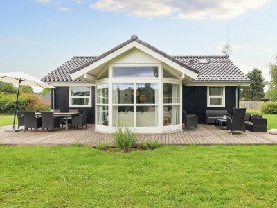 Holiday house 6 person holiday home in Væggerløse-By Traum - Holiday house