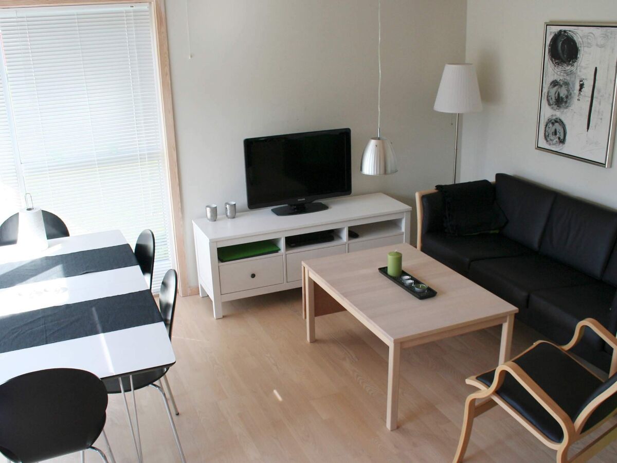 Holiday house 6 person holiday home in Gudhjem-By Traum - Outdoor photo 4