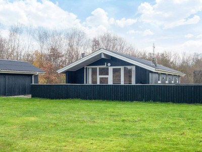 Holiday house 6 person holiday home in Hemmet-By Traum - Holiday house