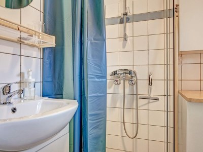 Apartment 4 person holiday home in Gudhjem-By Traum - Outdoor photo 11