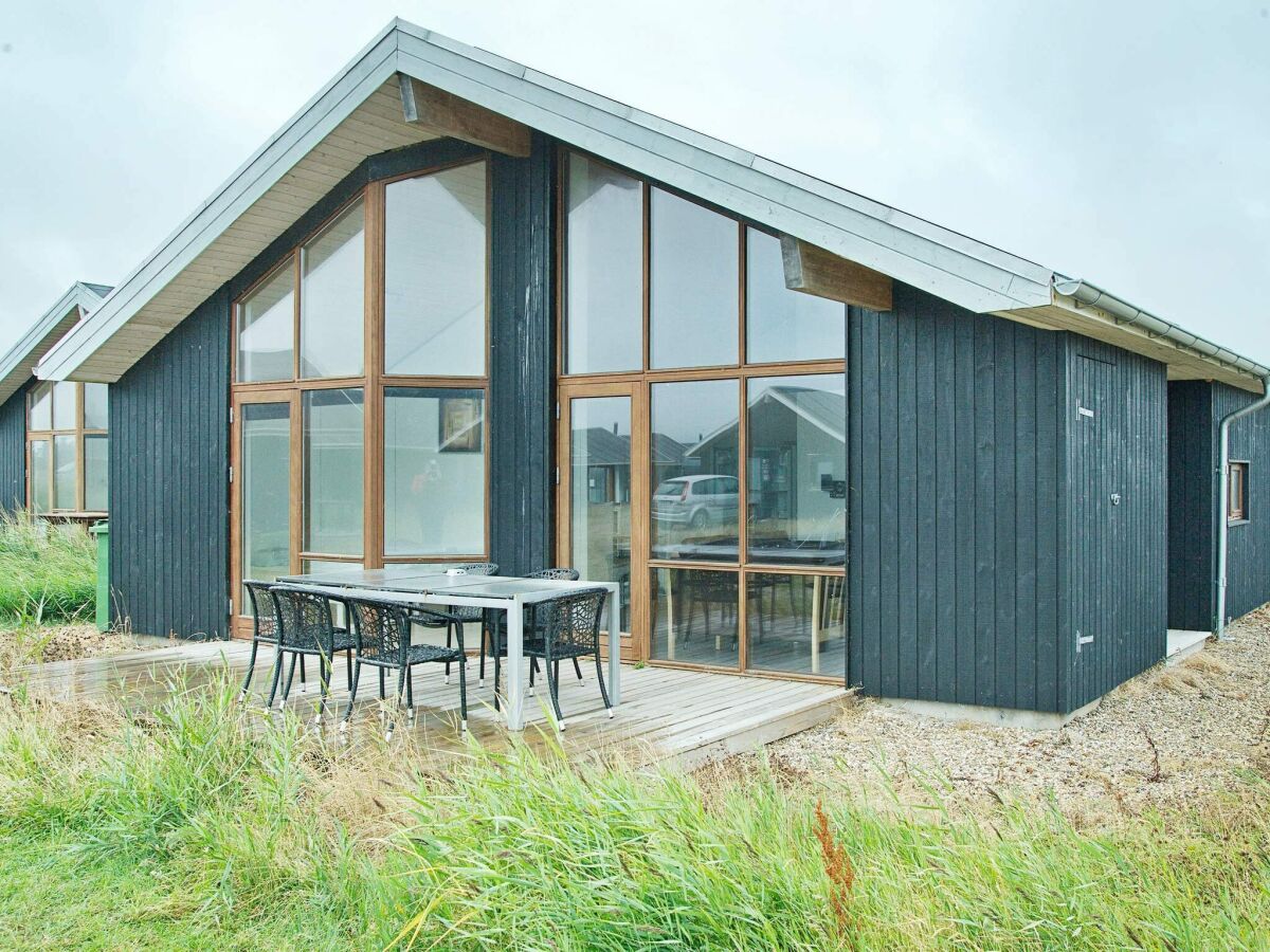 Holiday house 8 person holiday home in Ulfborg-By Traum