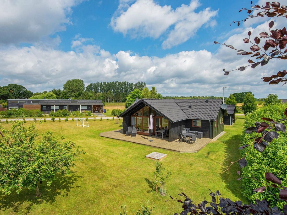 Holiday house 8 person holiday home in Ebeltoft-By Traum