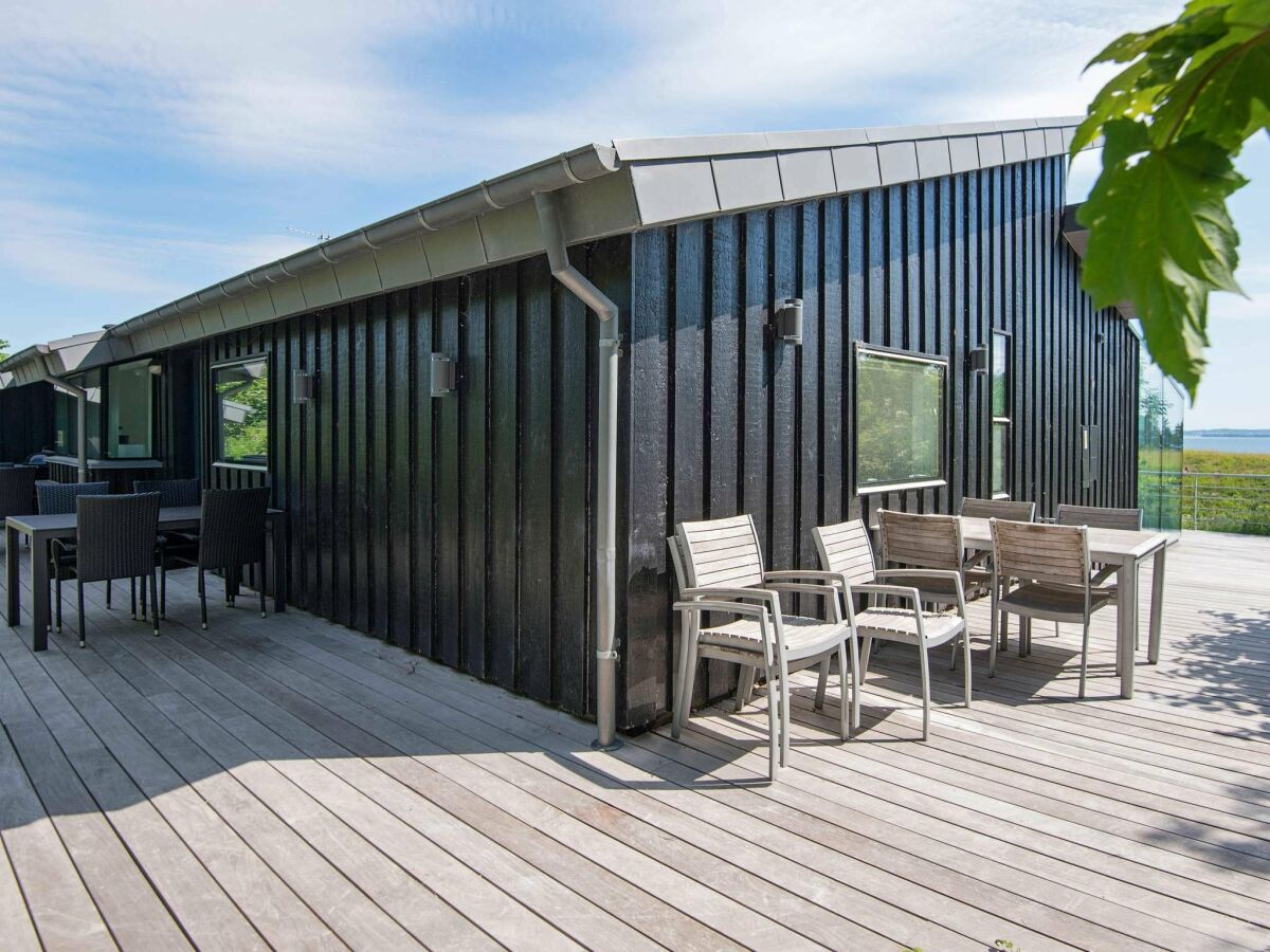 Holiday house Luxury Retreat by Beach - By Traum Ferienwohnungen - Outdoor photo 2